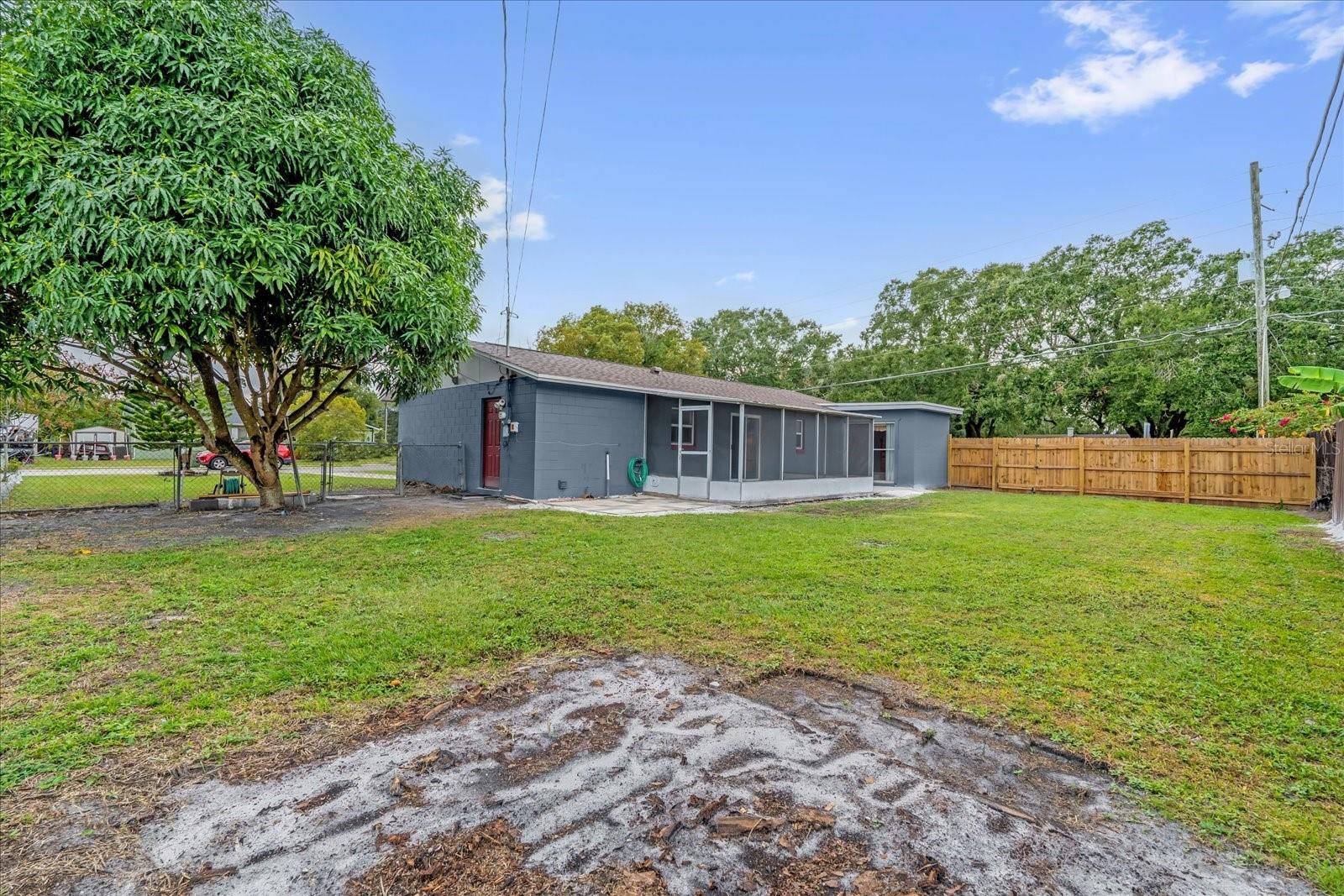 Image 22 of 28 For 1103 Marygon Street