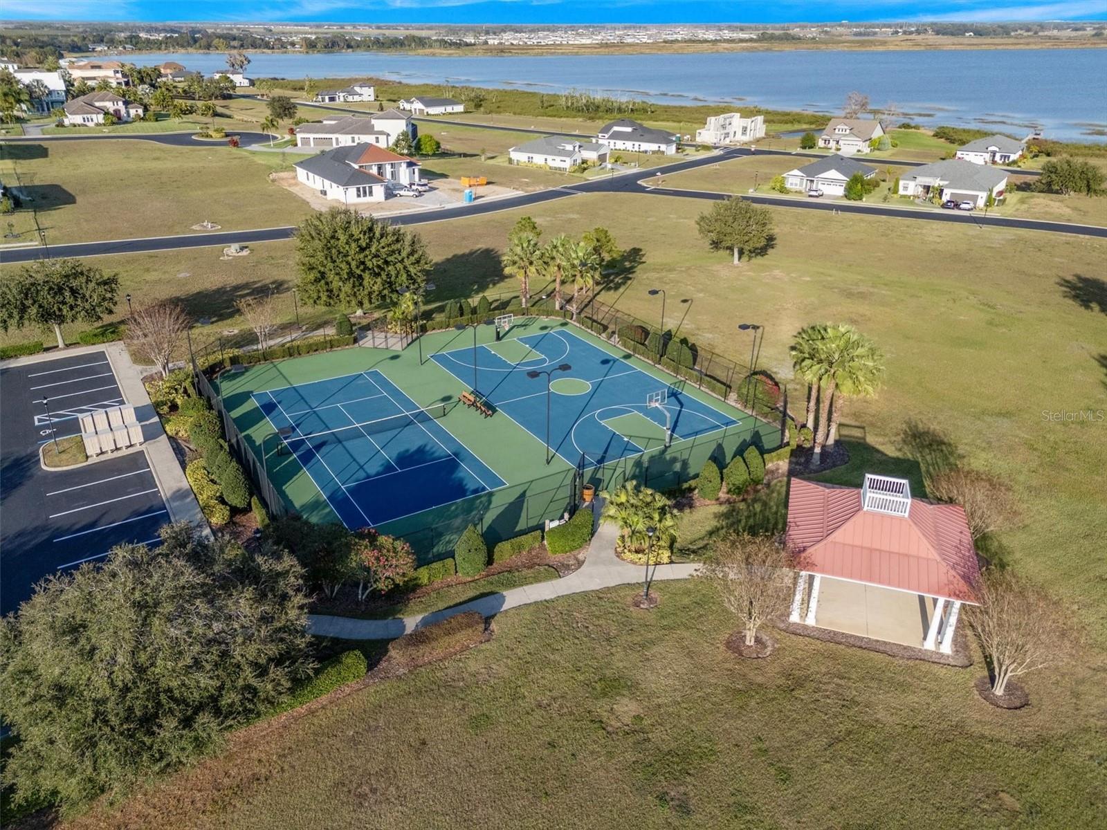 Image 5 of 15 For 171 Blazing Star Avenue