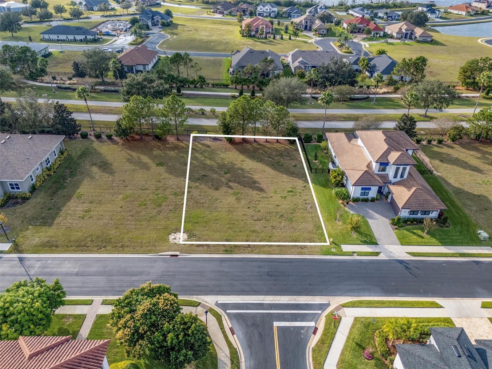 Image 6 of 15 For 171 Blazing Star Avenue