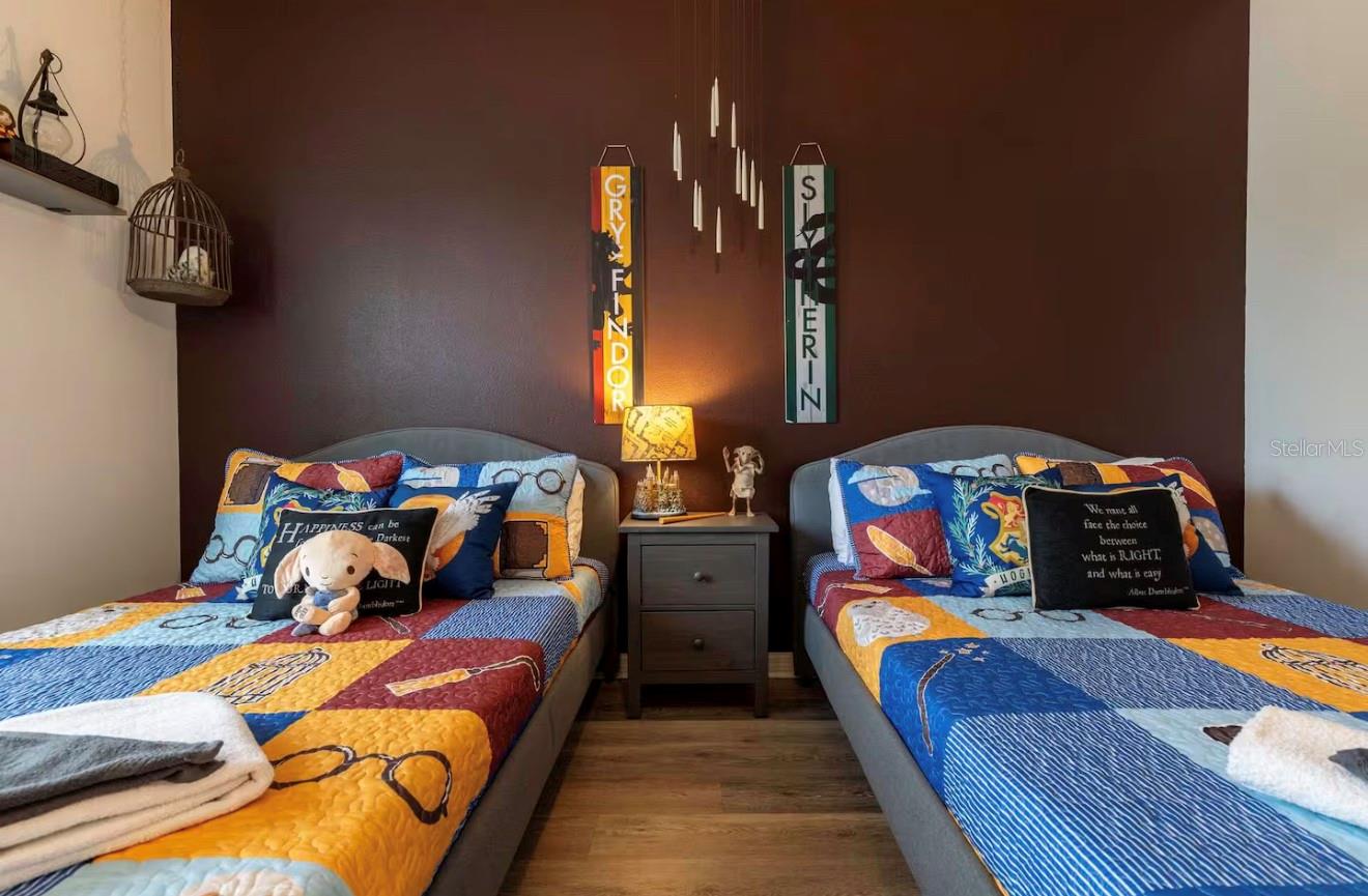 Image 25 of 61 For 8919 Shine Drive