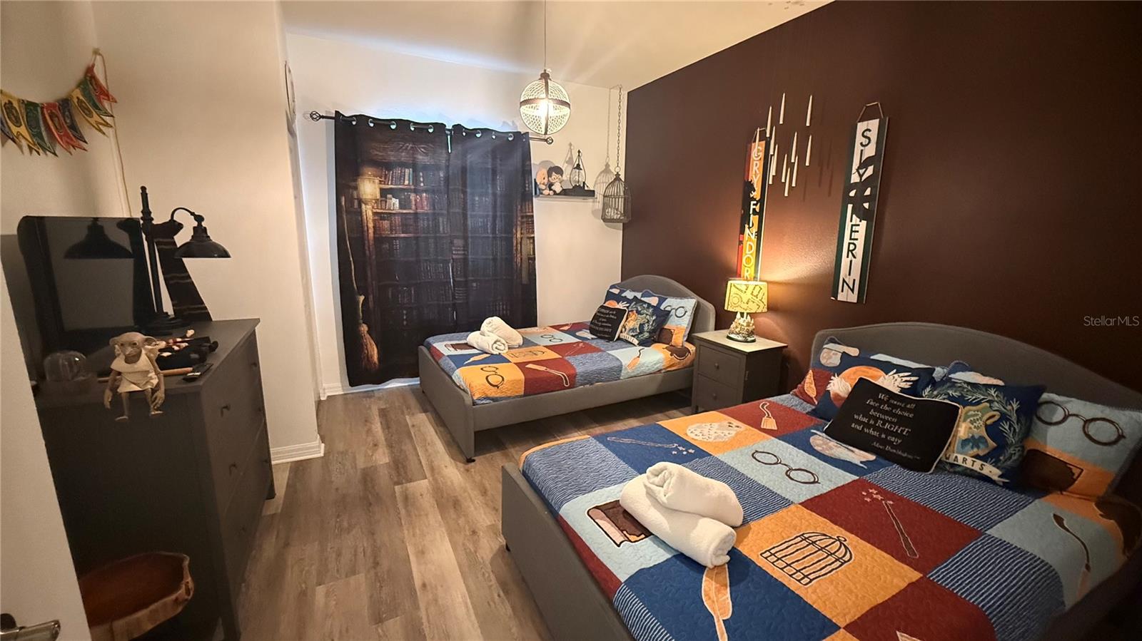 Image 28 of 61 For 8919 Shine Drive