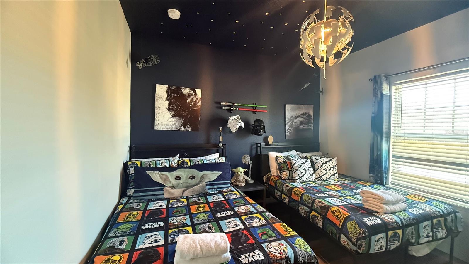 Image 31 of 61 For 8919 Shine Drive