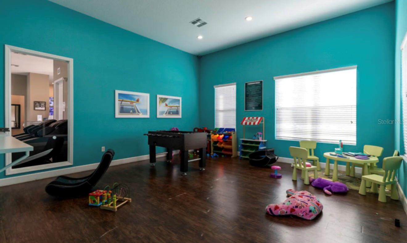 Image 37 of 61 For 8919 Shine Drive