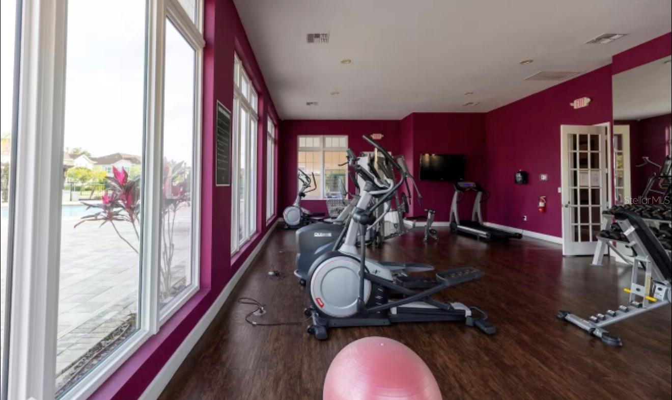 Image 40 of 61 For 8919 Shine Drive