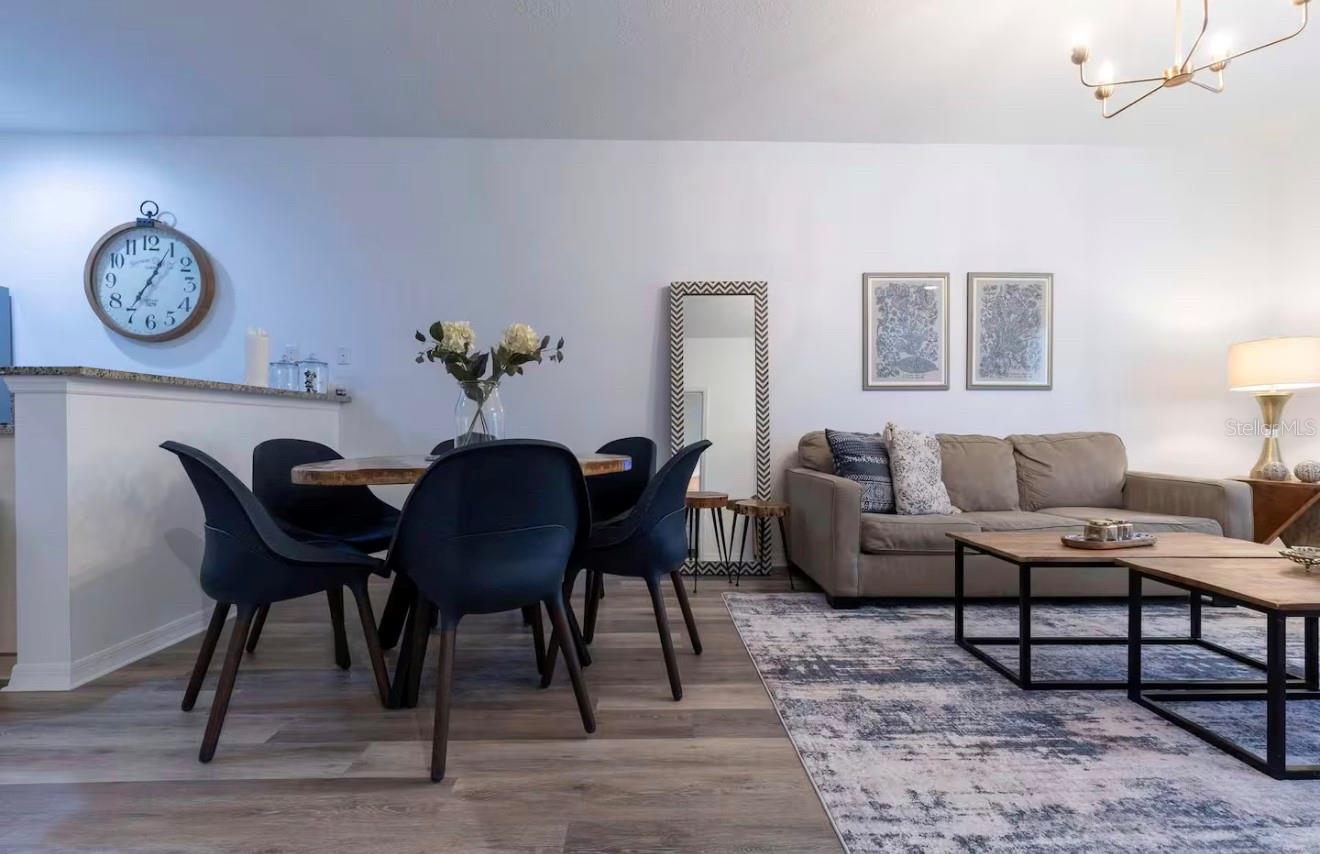 Image 41 of 61 For 8919 Shine Drive