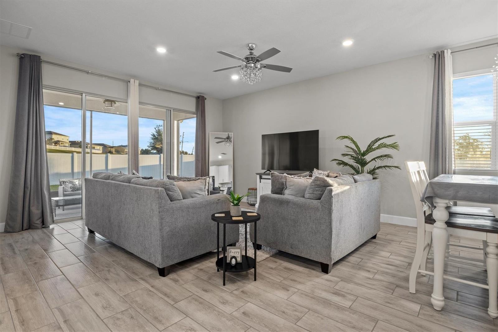 Image 3 of 28 For 1804 Vista View Drive