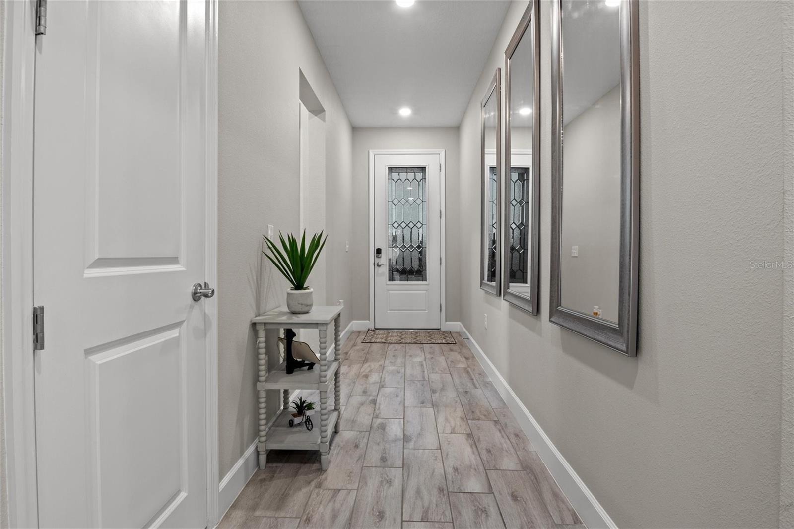 Image 6 of 28 For 1804 Vista View Drive