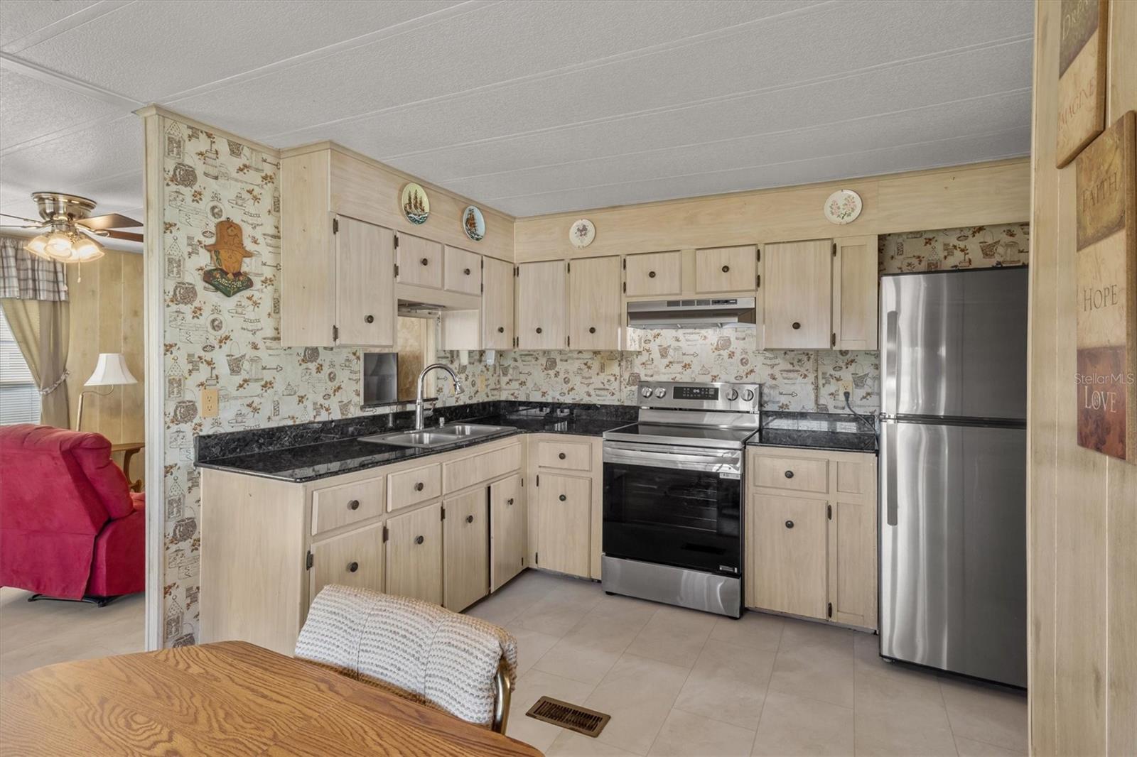 Image 12 of 34 For 6721 Canterbury Drive Ne