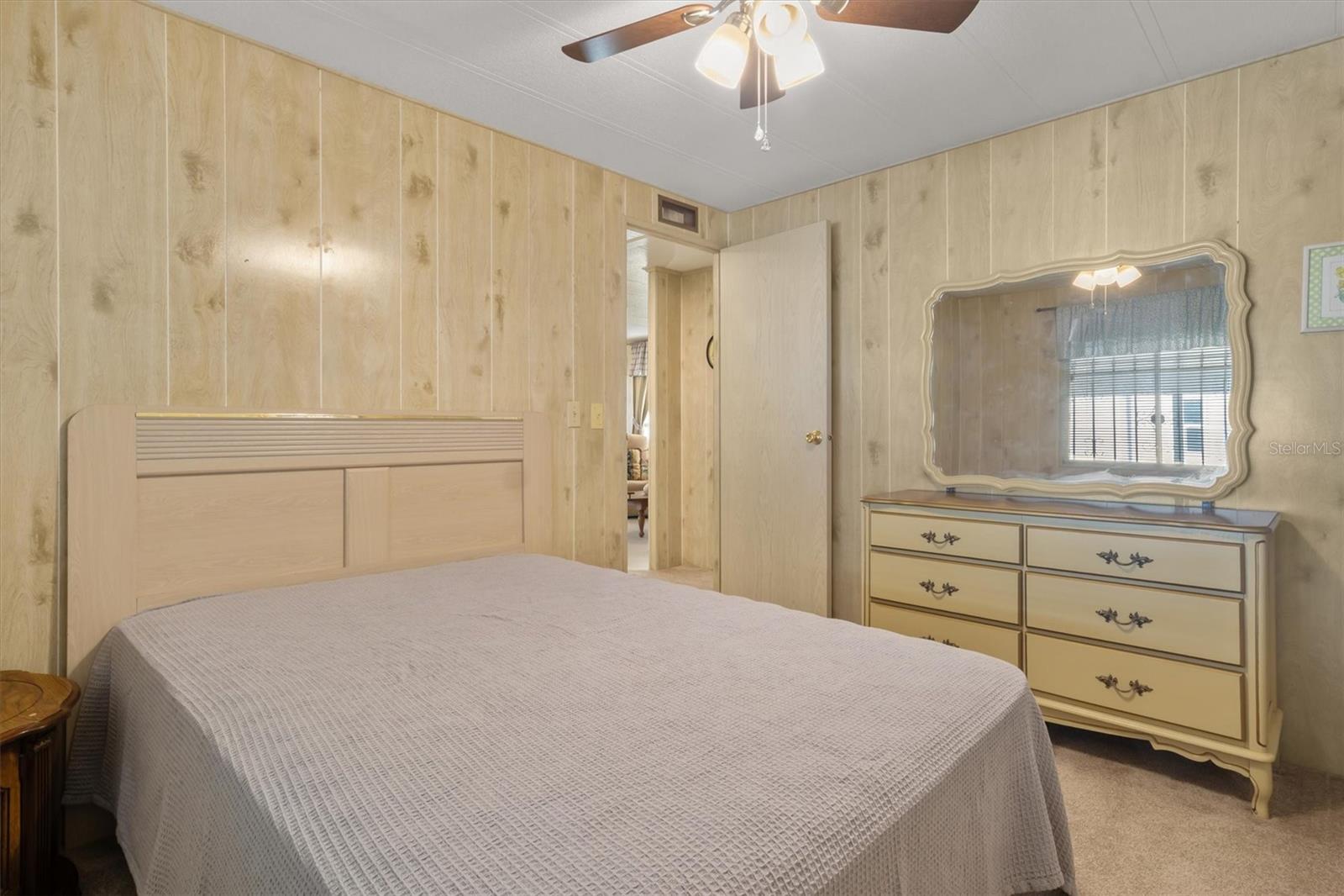 Image 21 of 34 For 6721 Canterbury Drive Ne