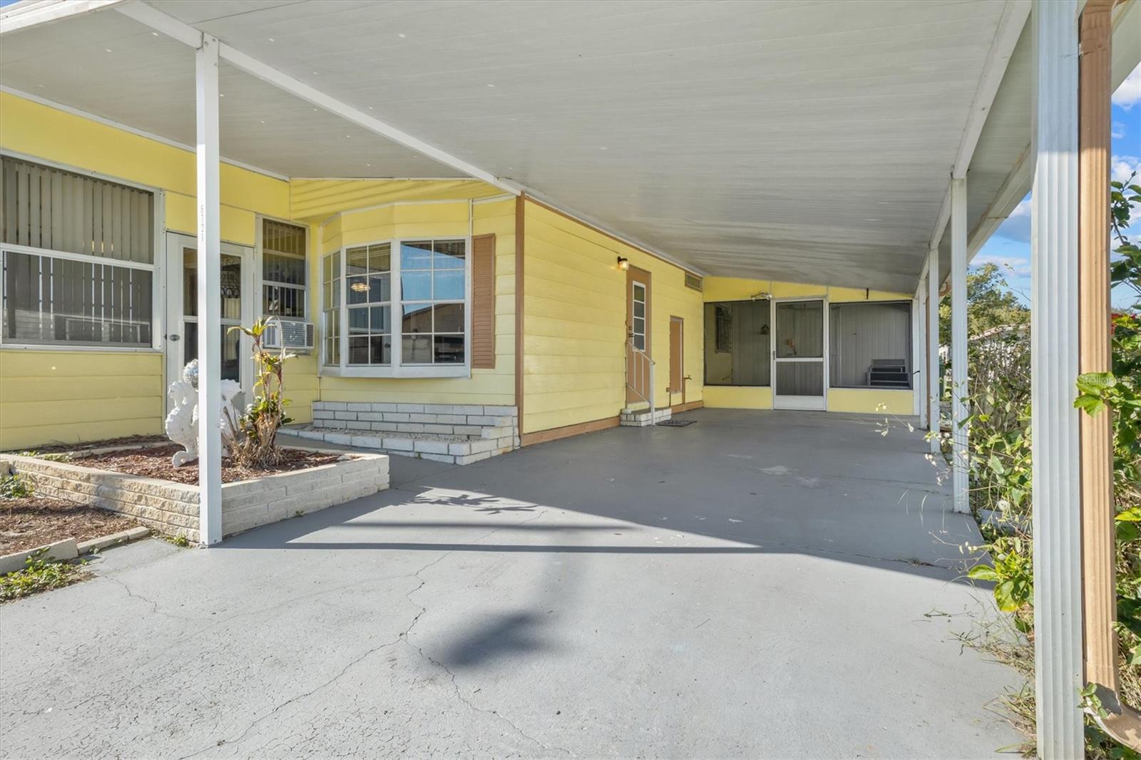 Image 28 of 34 For 6721 Canterbury Drive Ne