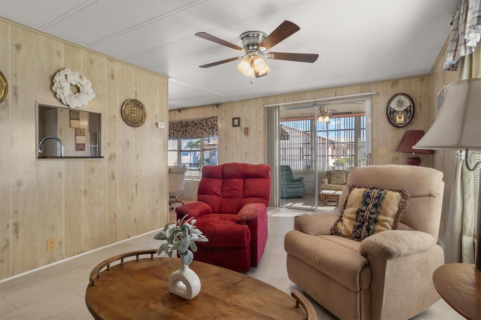 Image 5 of 34 For 6721 Canterbury Drive Ne