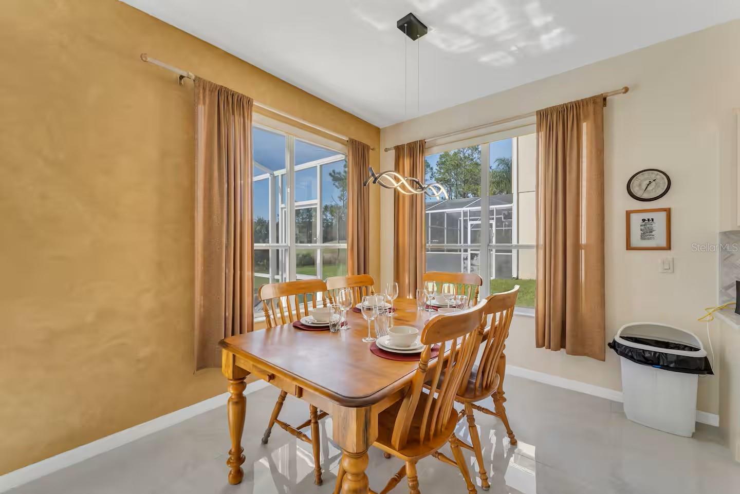 Image 13 of 45 For 127 Hampton Drive