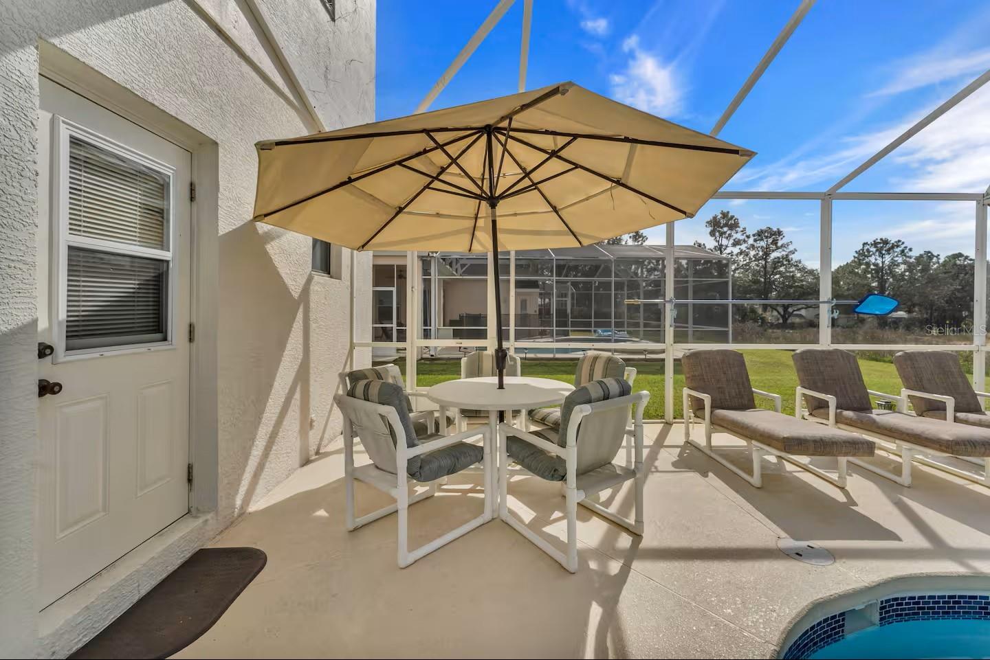 Image 37 of 45 For 127 Hampton Drive