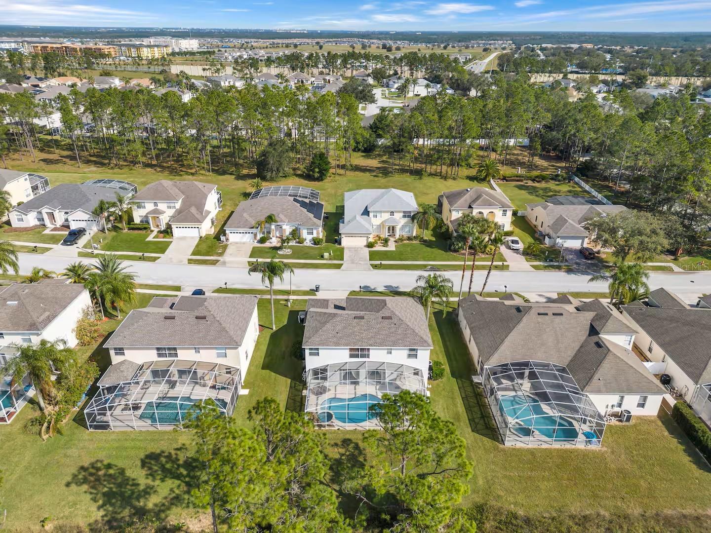 Image 39 of 45 For 127 Hampton Drive