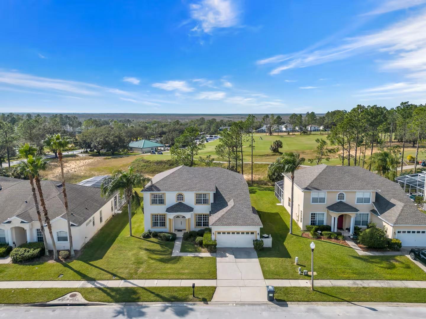 Image 5 of 45 For 127 Hampton Drive