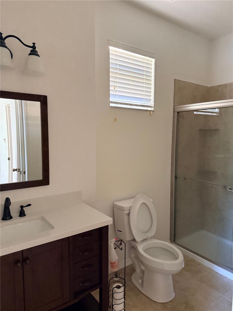 Image 11 of 16 For 807 Chelsea Drive