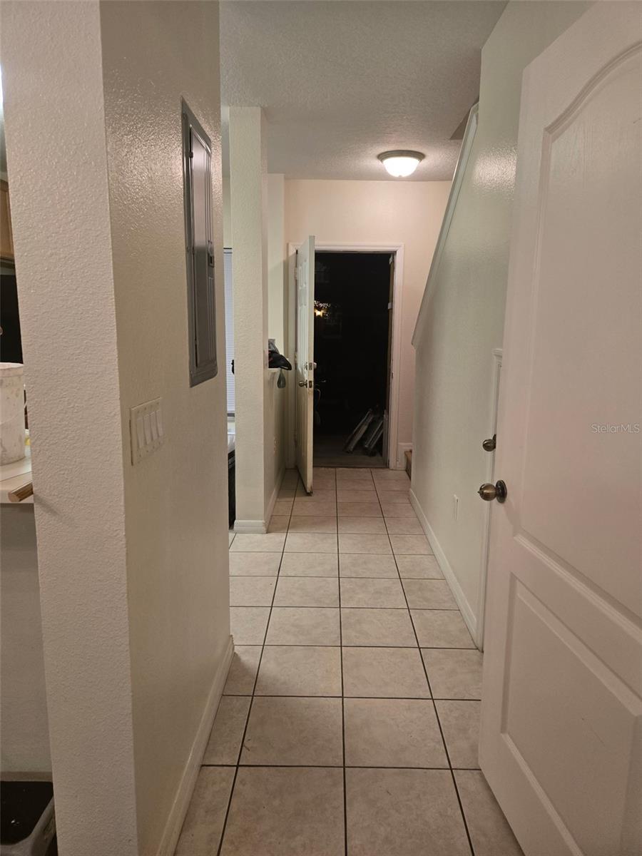 Image 6 of 16 For 807 Chelsea Drive