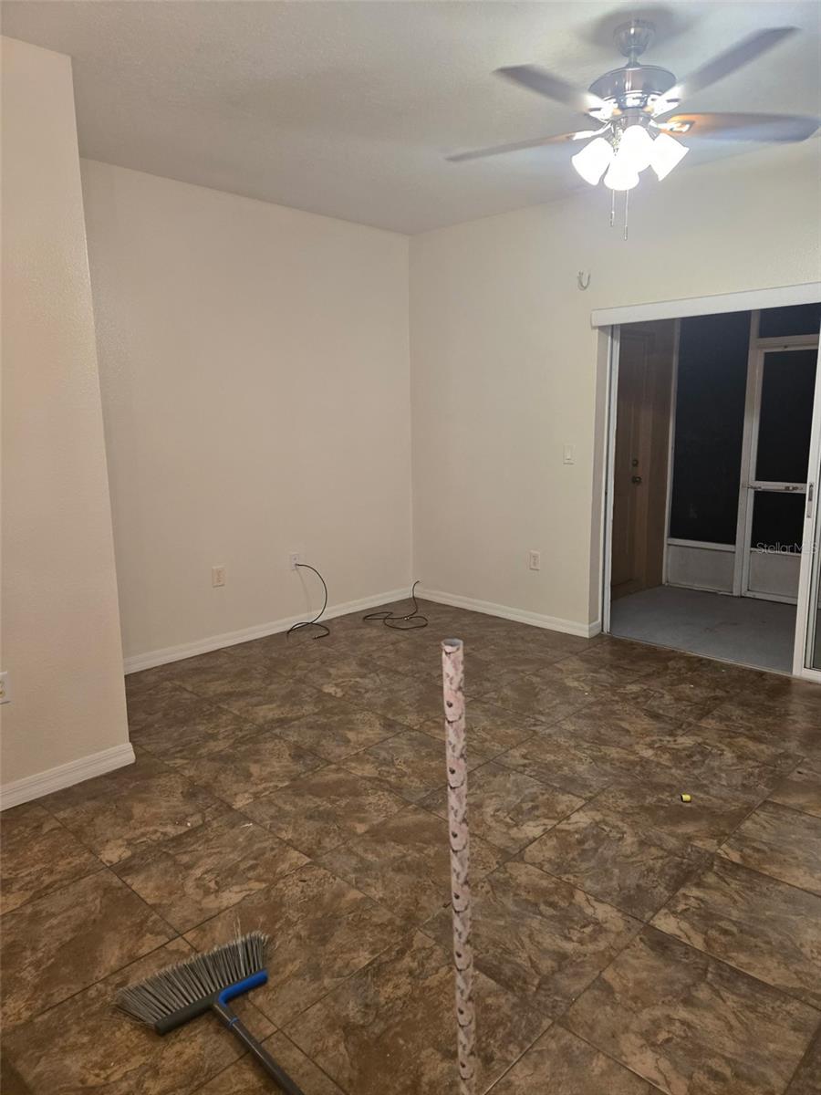 Image 8 of 16 For 807 Chelsea Drive