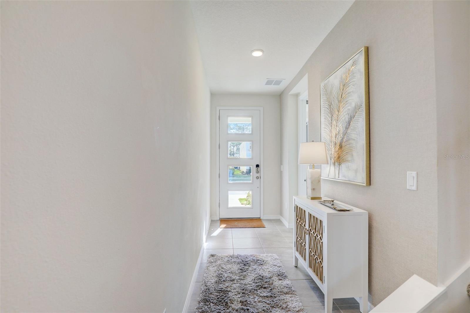 Image 14 of 62 For 1842 Tropical Palms Circle