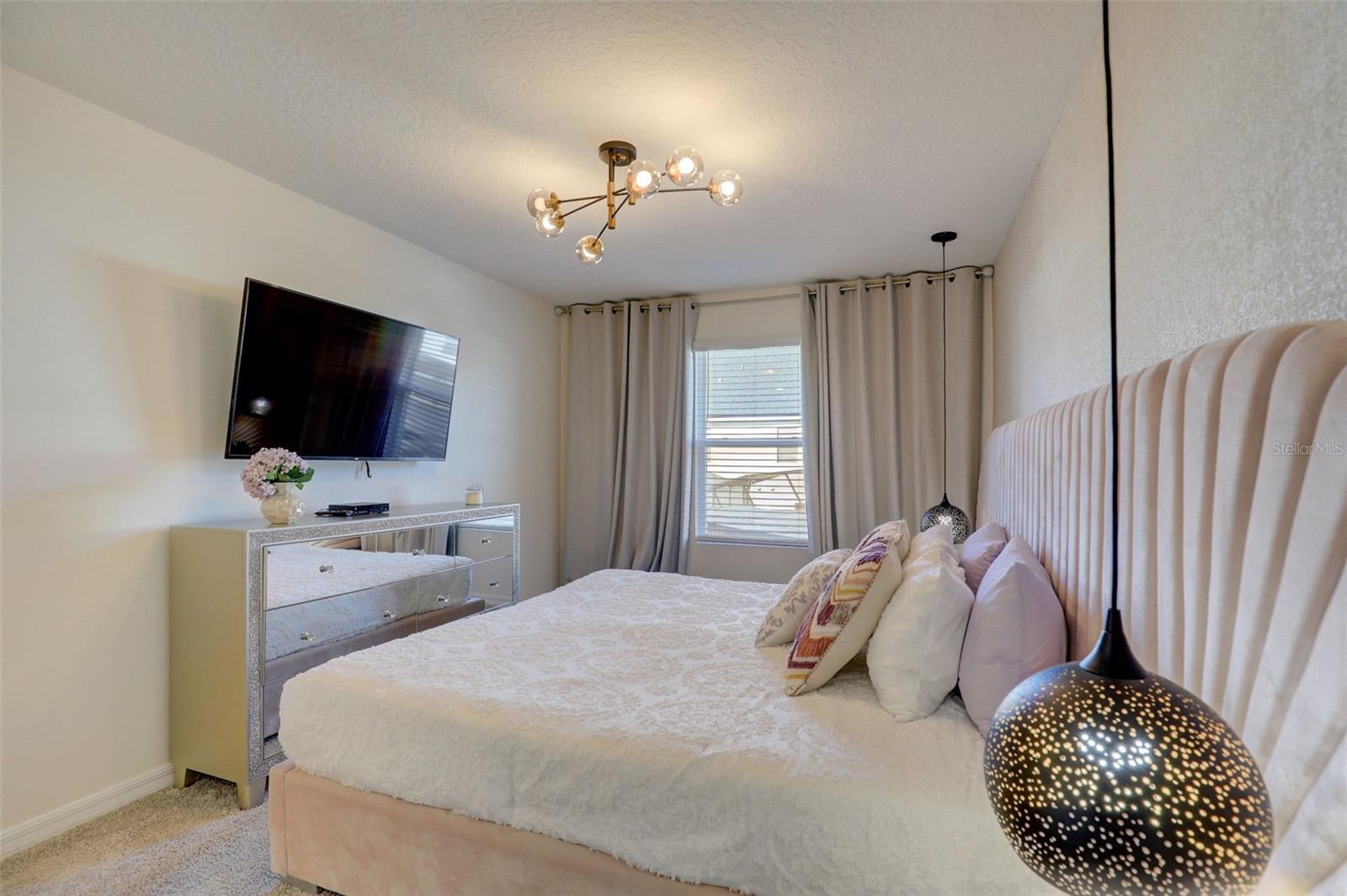 Image 22 of 62 For 1842 Tropical Palms Circle