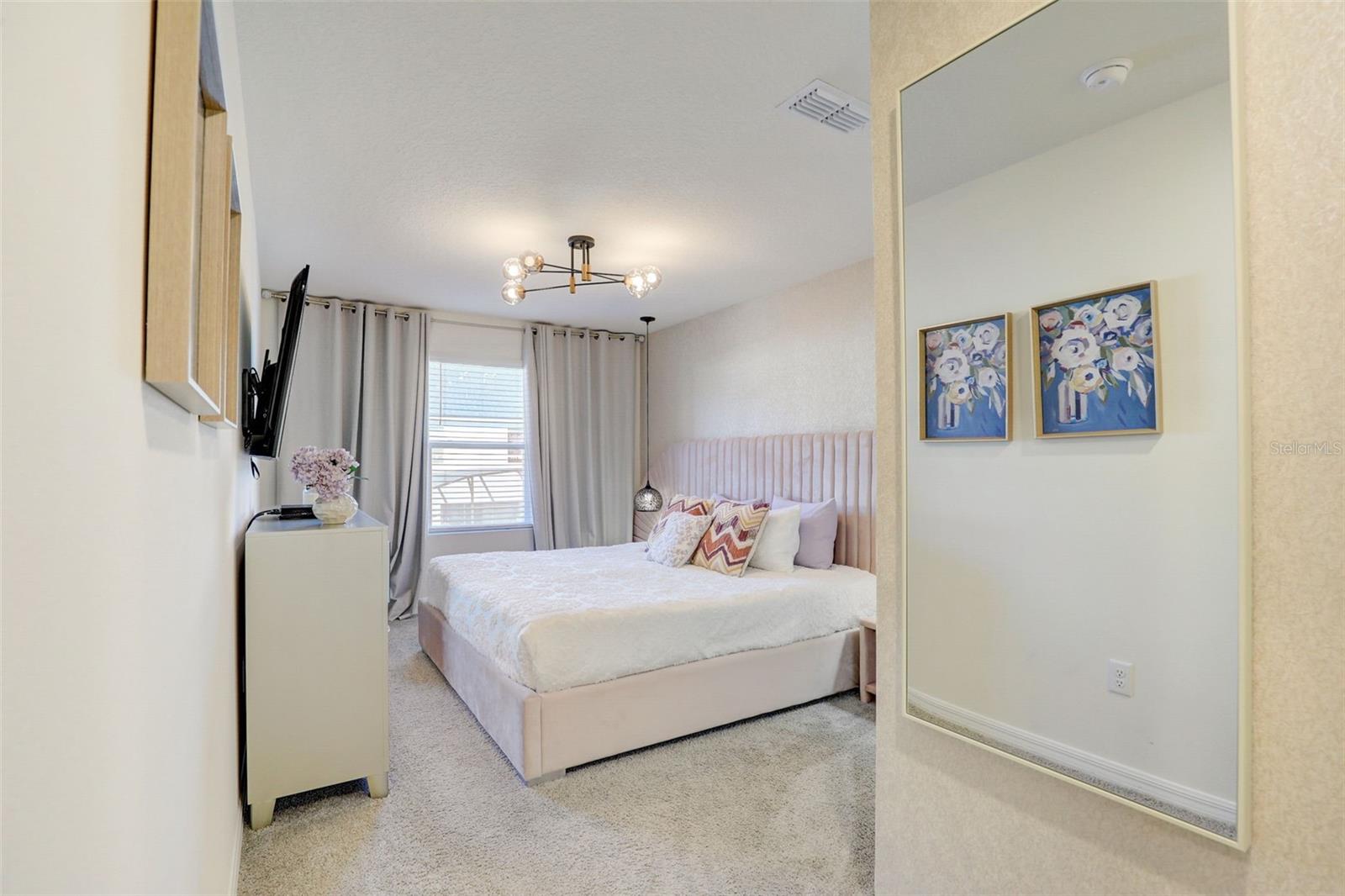 Image 26 of 62 For 1842 Tropical Palms Circle