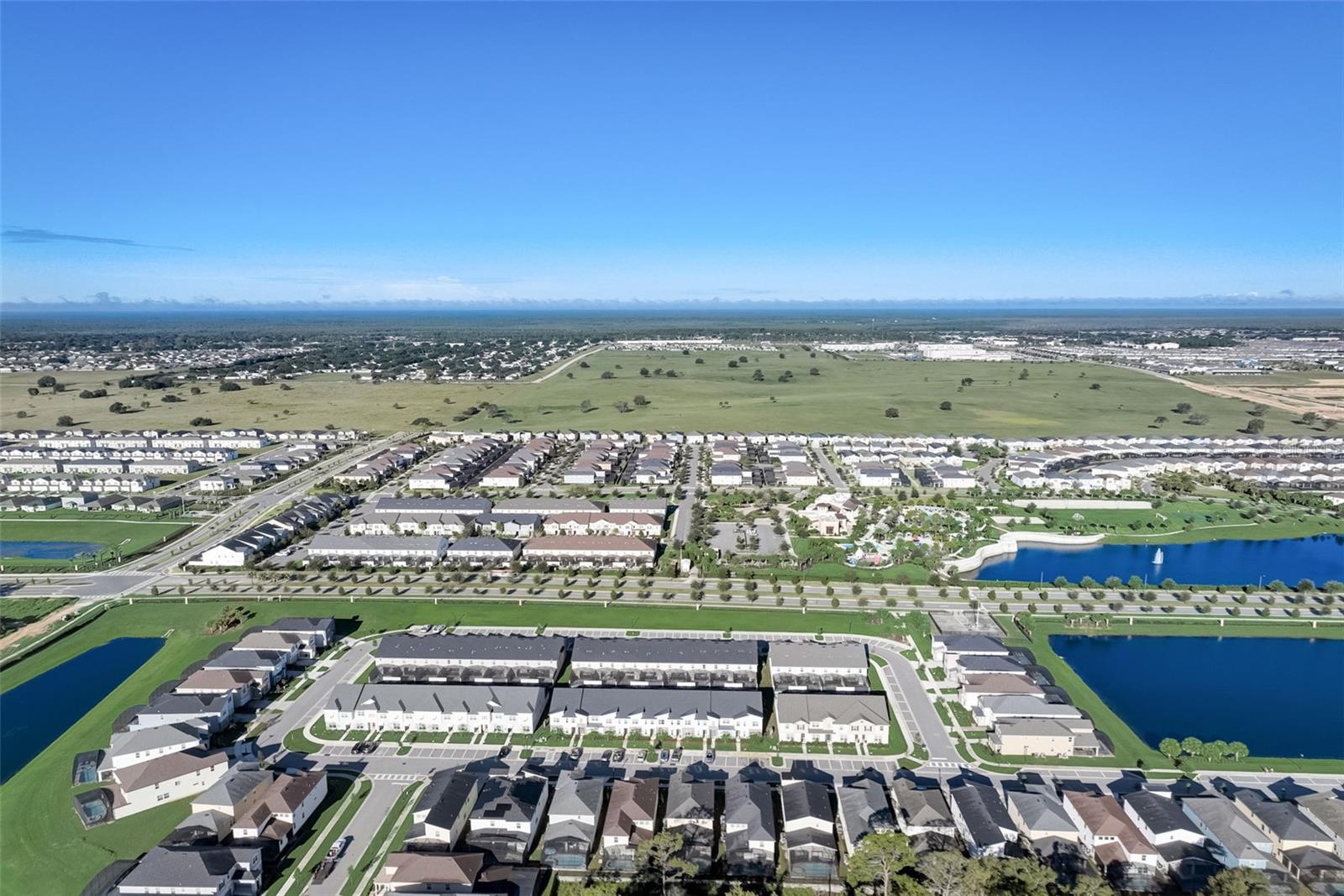 Image 47 of 62 For 1842 Tropical Palms Circle