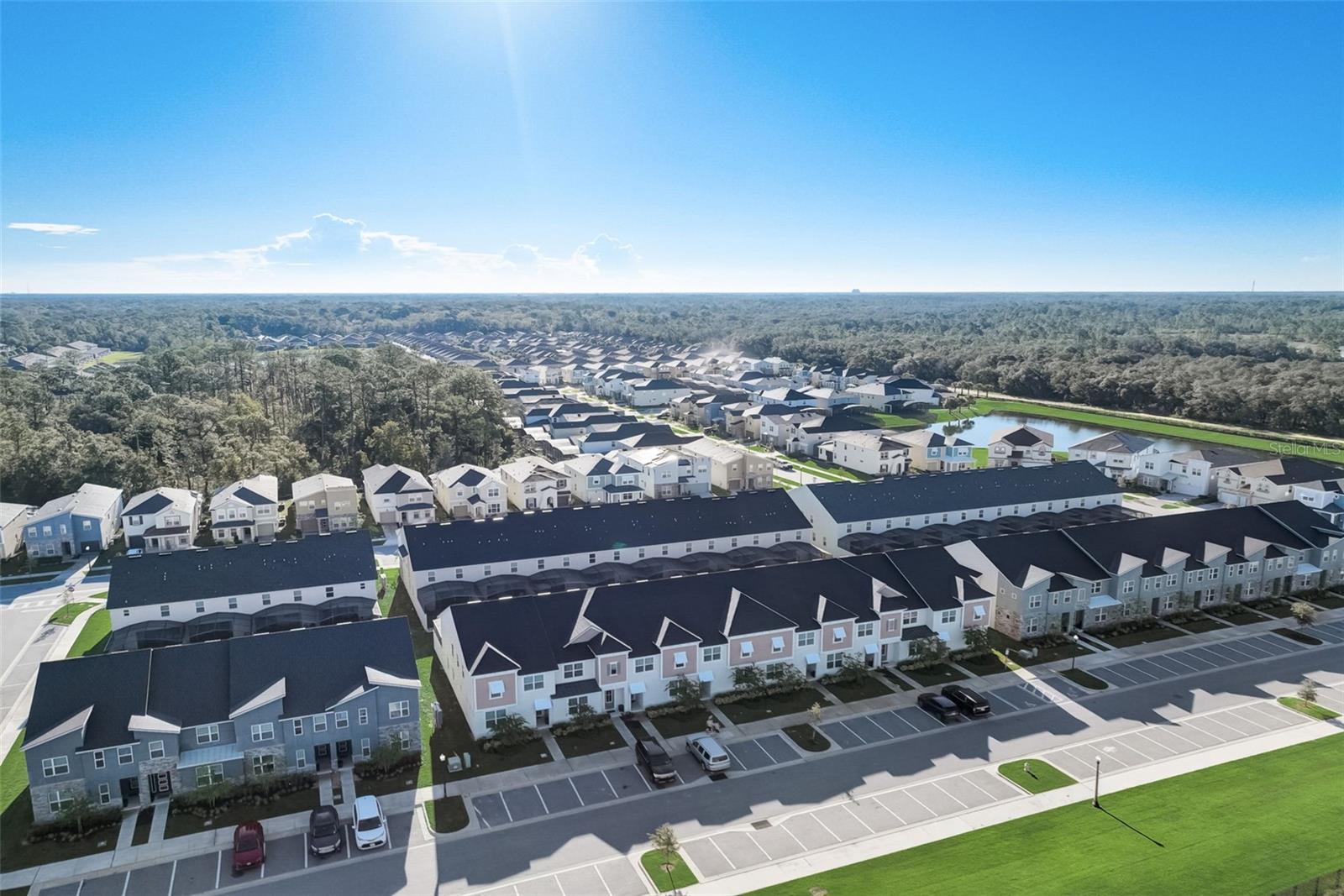 Image 48 of 62 For 1842 Tropical Palms Circle