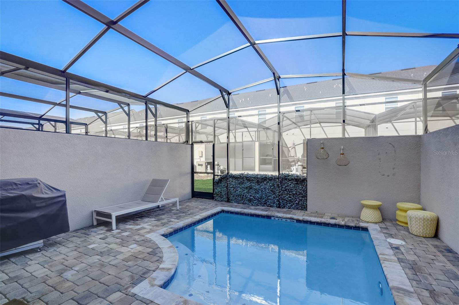 Image 58 of 62 For 1842 Tropical Palms Circle