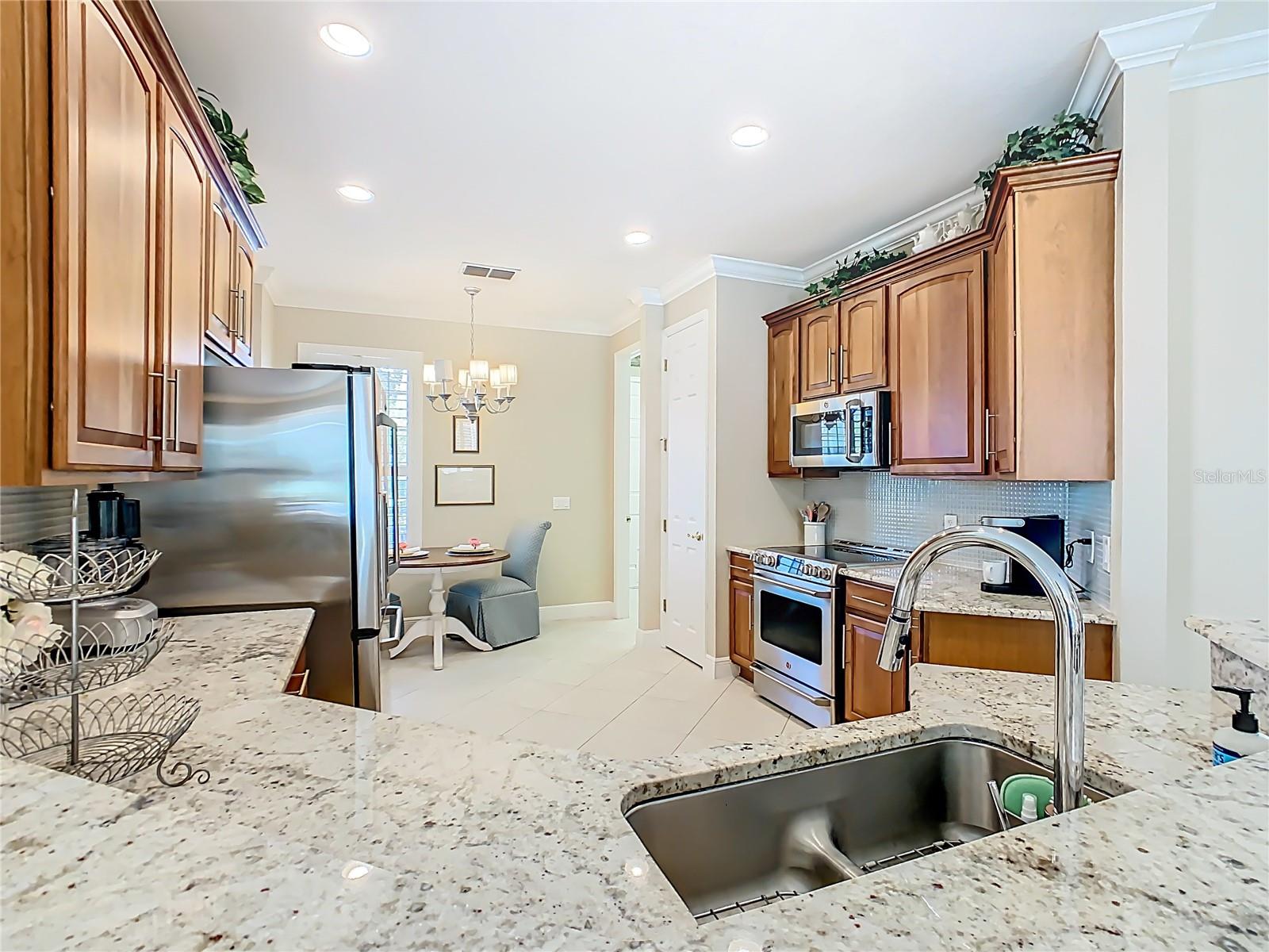 Image 23 of 73 For 270 Addison Drive