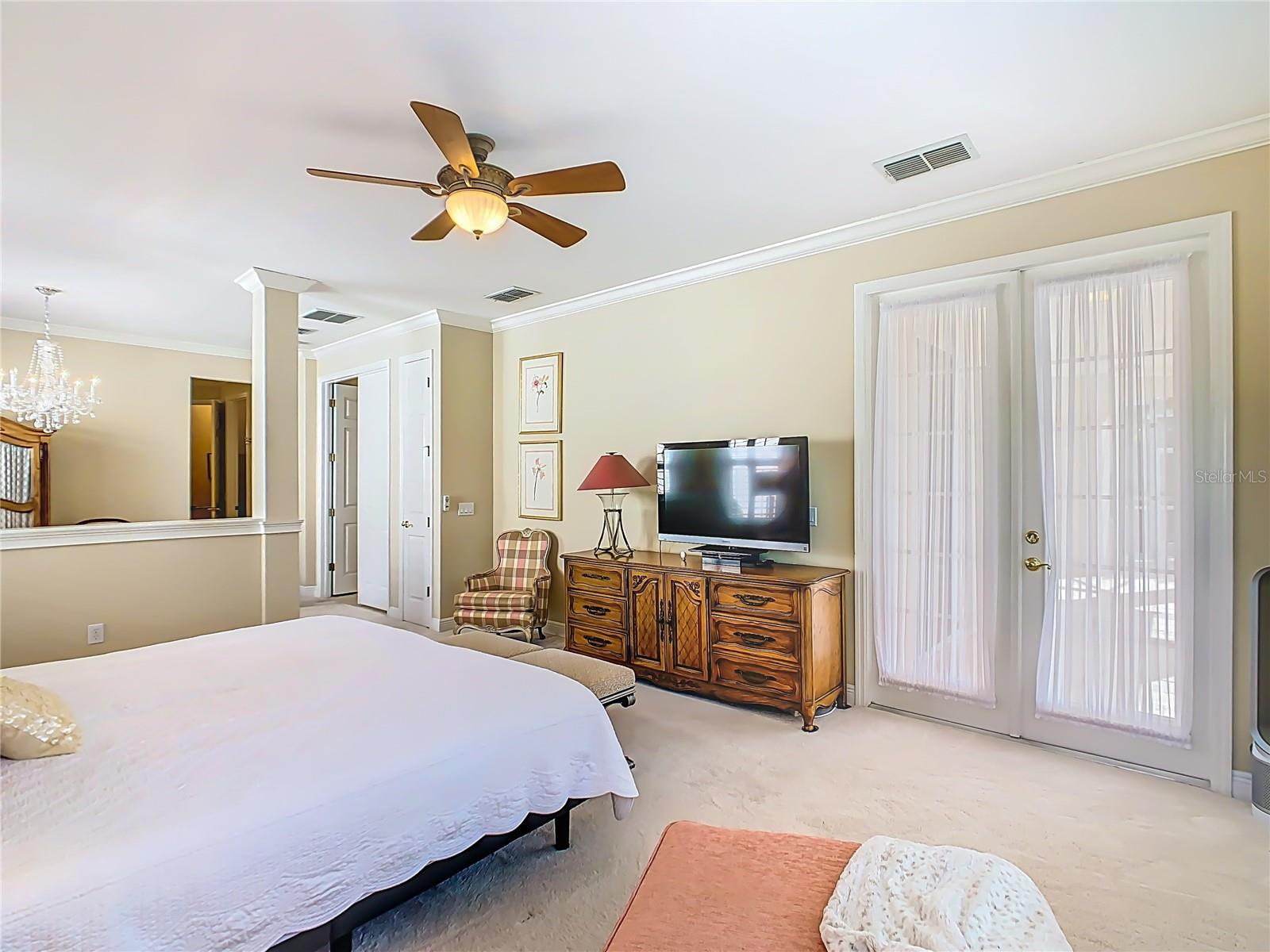 Image 35 of 73 For 270 Addison Drive