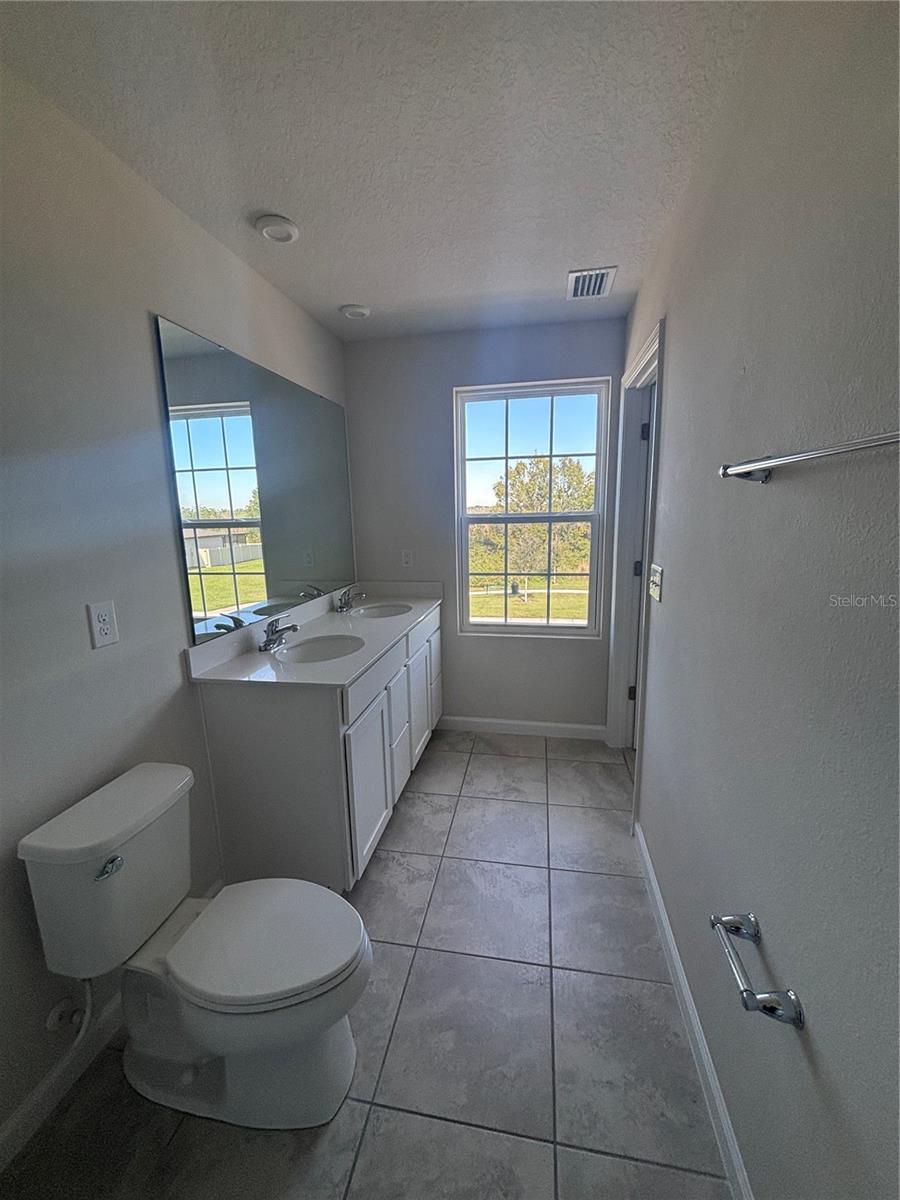 Image 14 of 24 For 4731 Bernard Boulevard