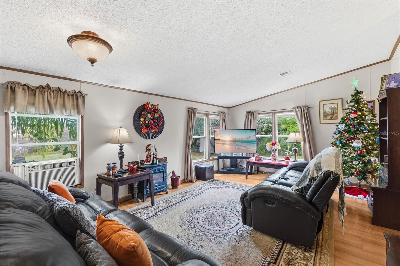 Image 4 of 23 For 4185 Cardinal Lane