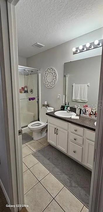 Image 25 of 33 For 1453 Royal Ridge Drive