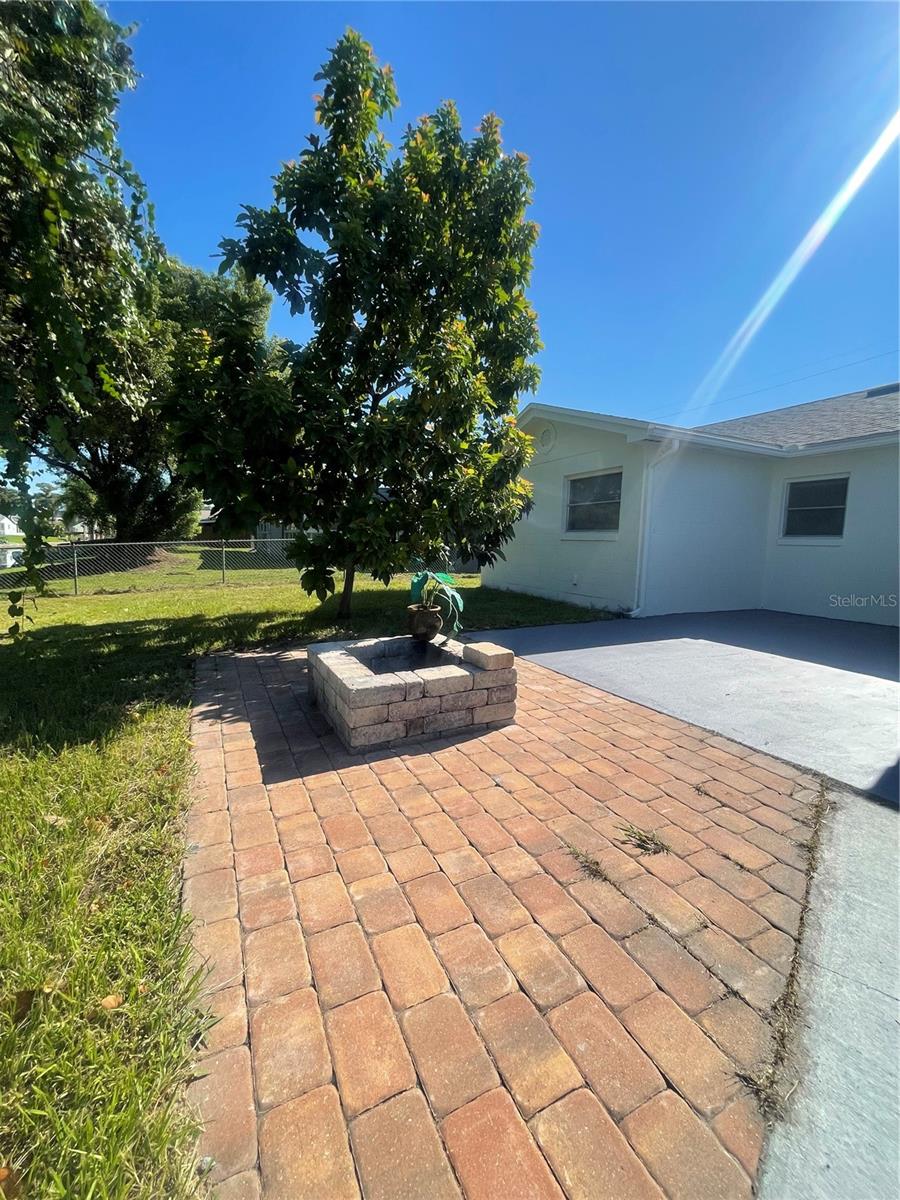 Image 10 of 10 For 2415 Caribbean Court