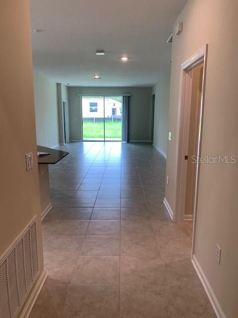 Image 13 of 35 For 16452 Champlain Street