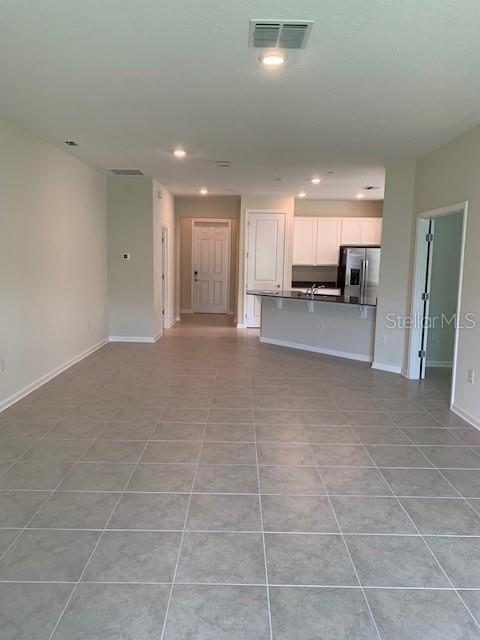 Image 22 of 35 For 16452 Champlain Street