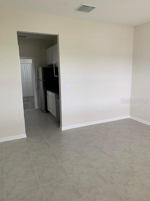 Image 4 of 35 For 16452 Champlain Street