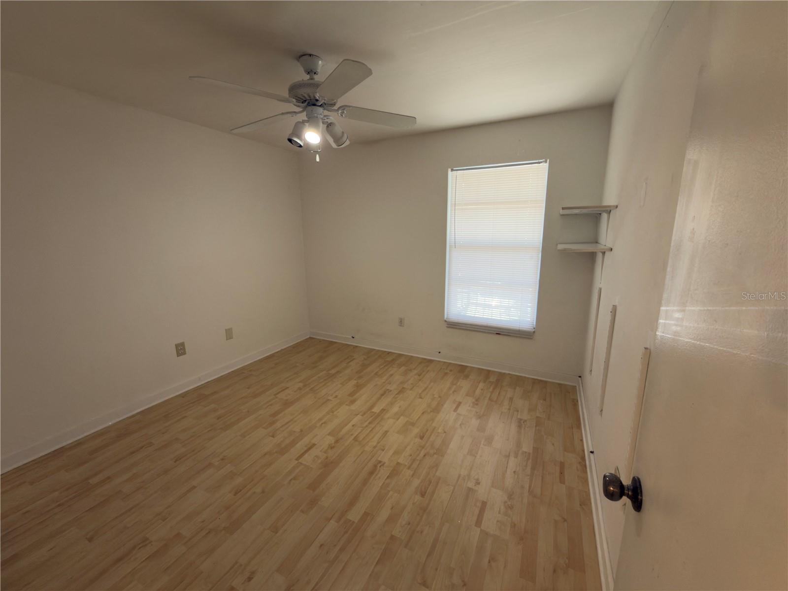 Image 16 of 19 For 14662 Norwood Oaks Drive 204