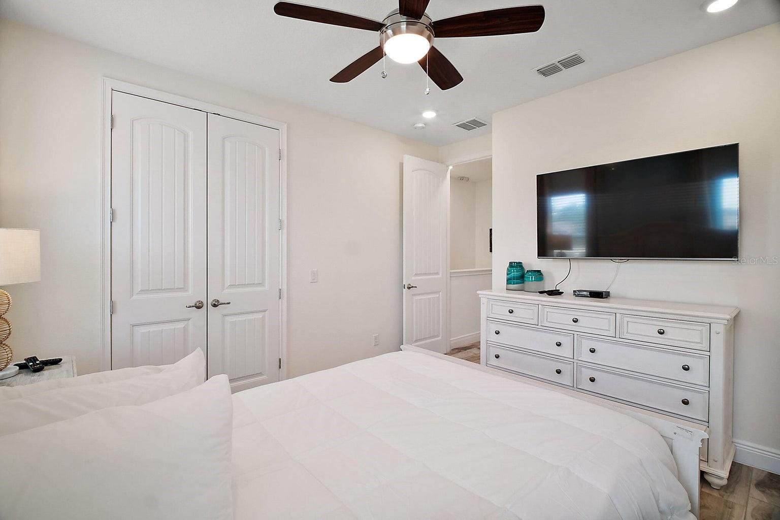 Image 23 of 45 For 8174 Coconut Place