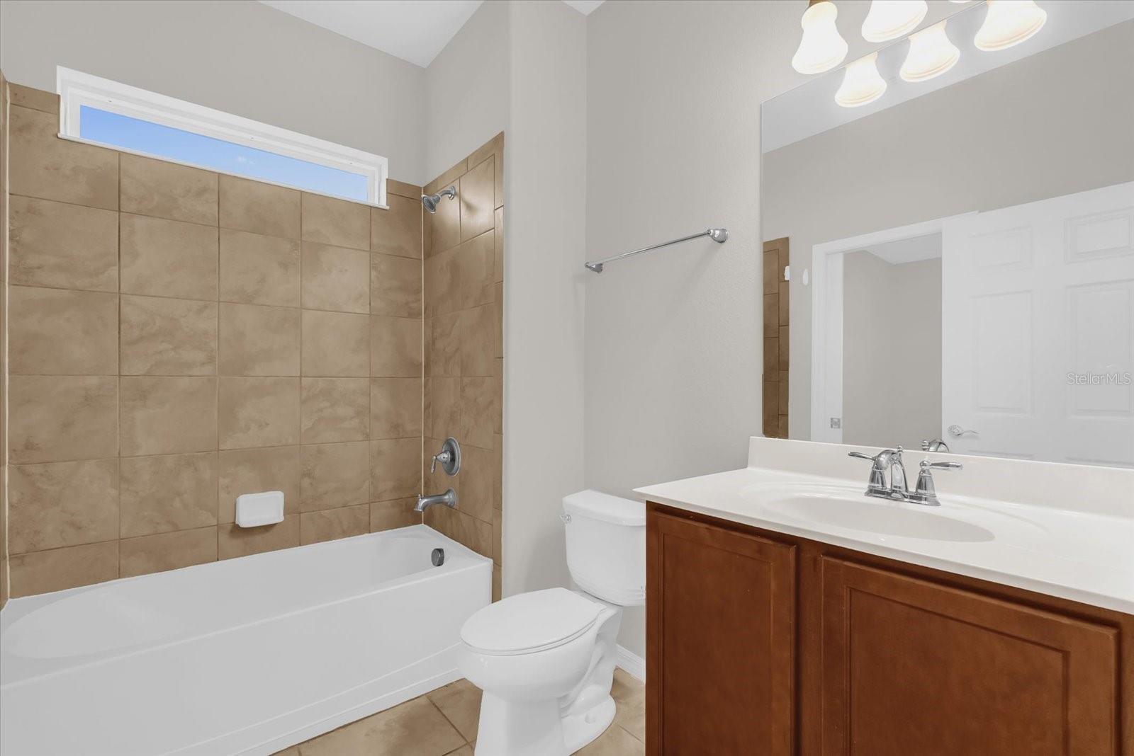 Image 8 of 50 For 11932 Lorenza Lane