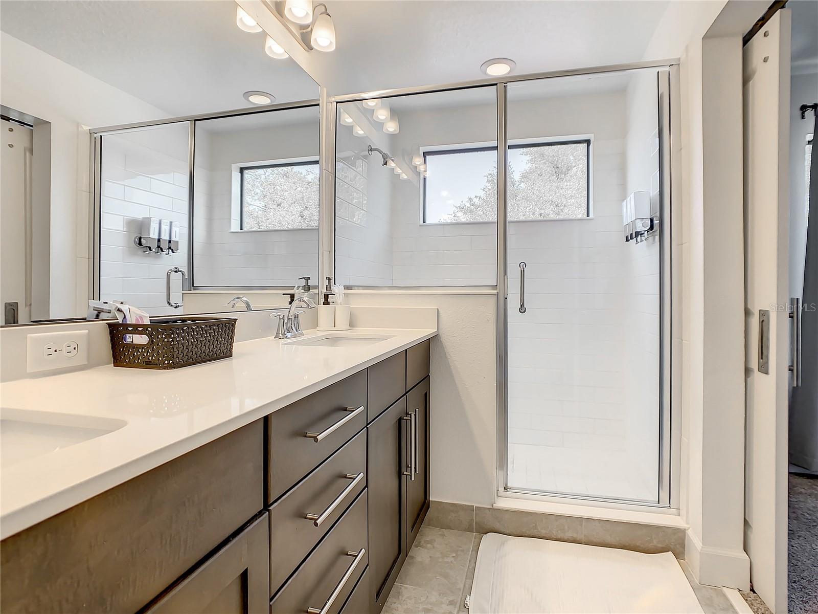 Image 17 of 37 For 181 Villa Domani Circle