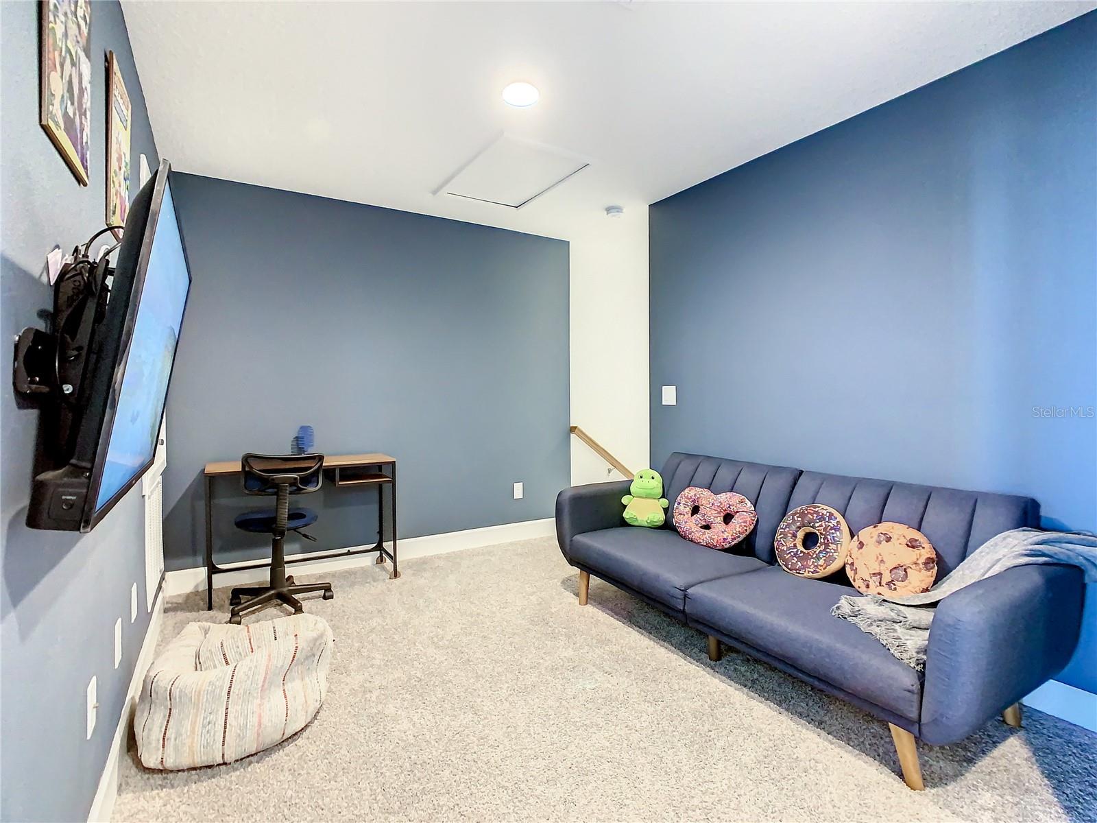 Image 20 of 37 For 181 Villa Domani Circle