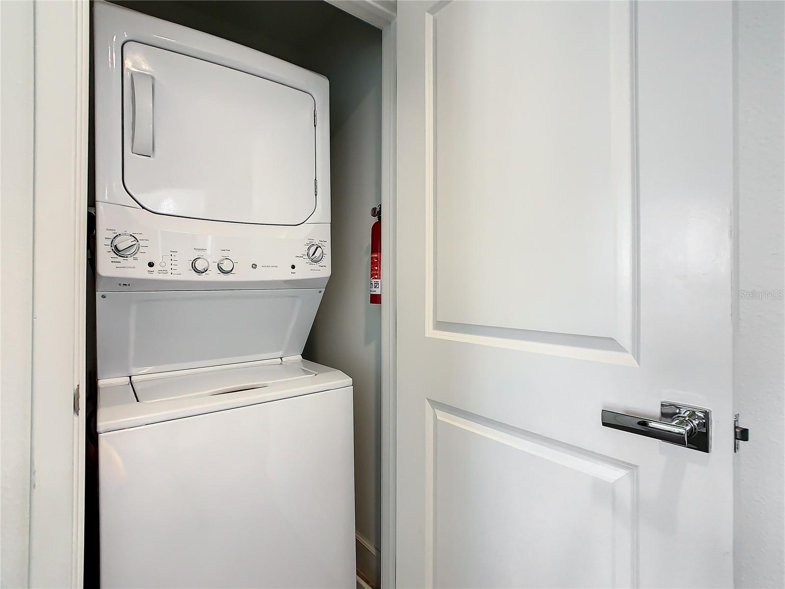 Image 27 of 37 For 181 Villa Domani Circle