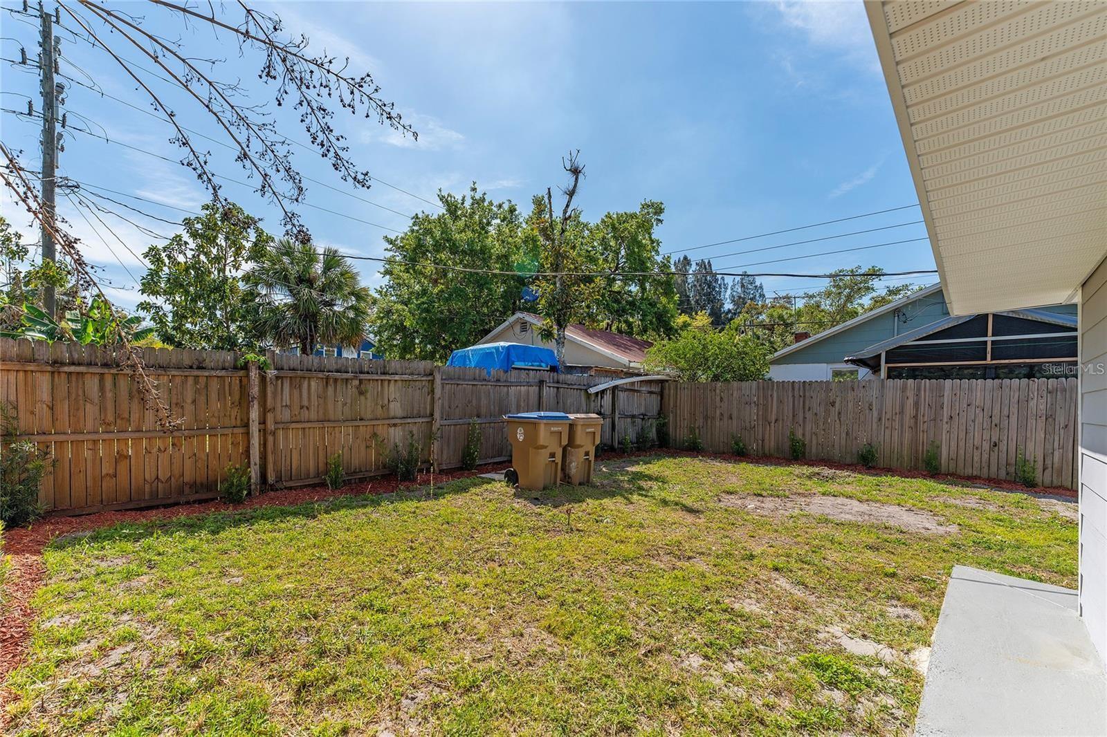 Image 23 of 29 For 1563 Immocalee Street