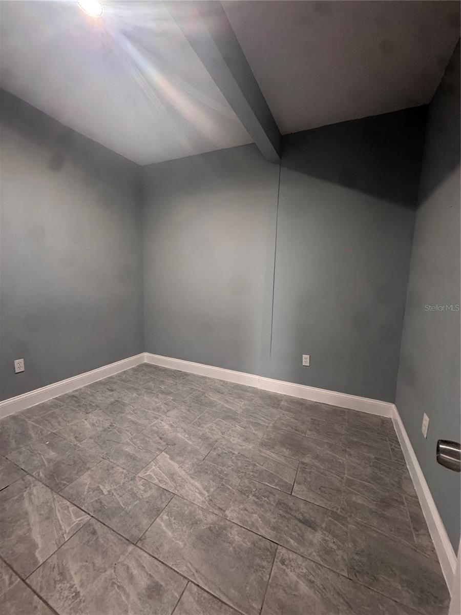 Image 11 of 22 For 353 Ferndale Avenue