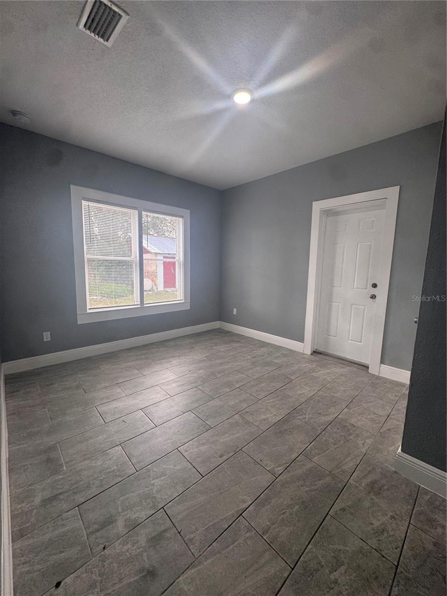 Image 12 of 22 For 353 Ferndale Avenue