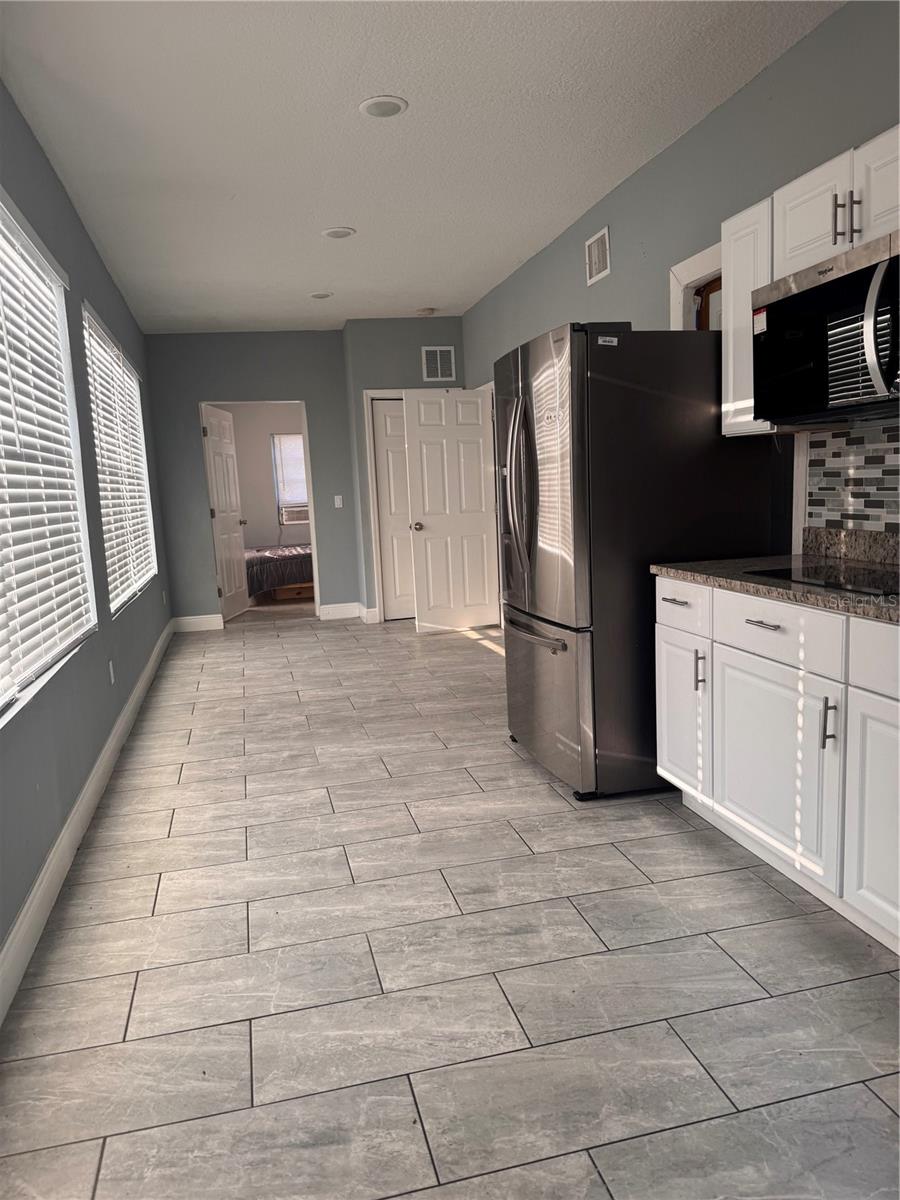 Image 17 of 22 For 353 Ferndale Avenue