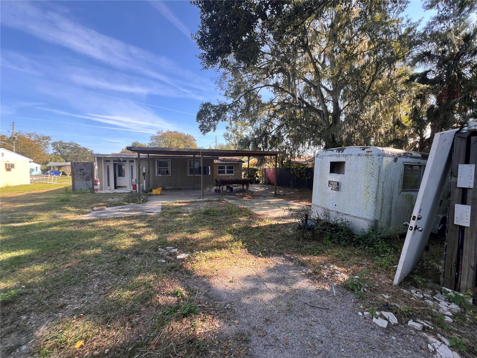 Image 43 of 51 For 1724 Riley Avenue