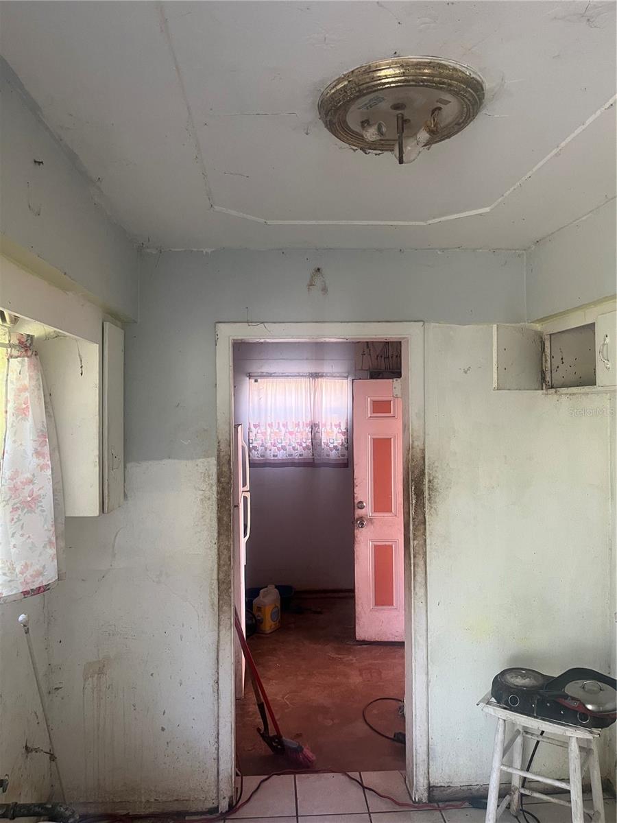 Image 4 of 15 For 4919 Keith Place