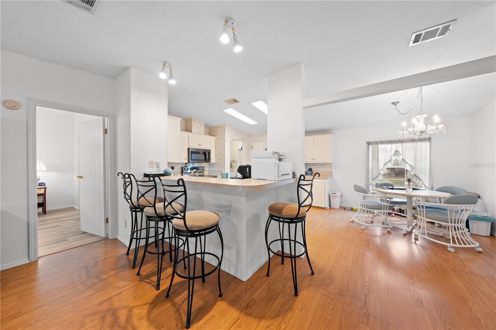 Image 20 of 53 For 545 Horizon Drive